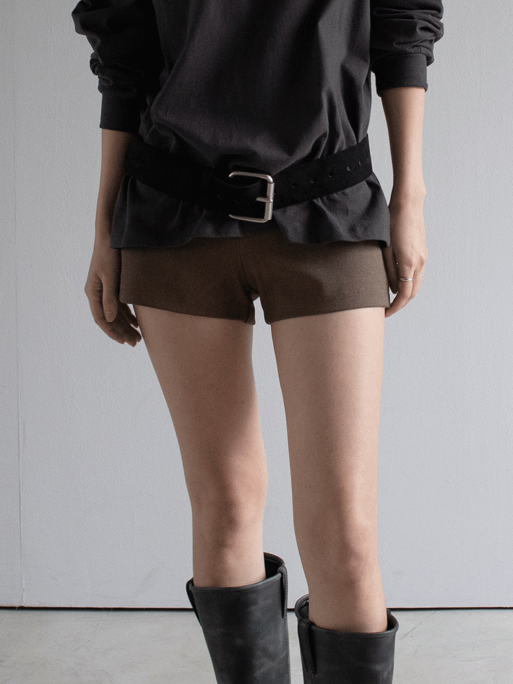 S/S LOW MICRO SHORTS (2COLORS)